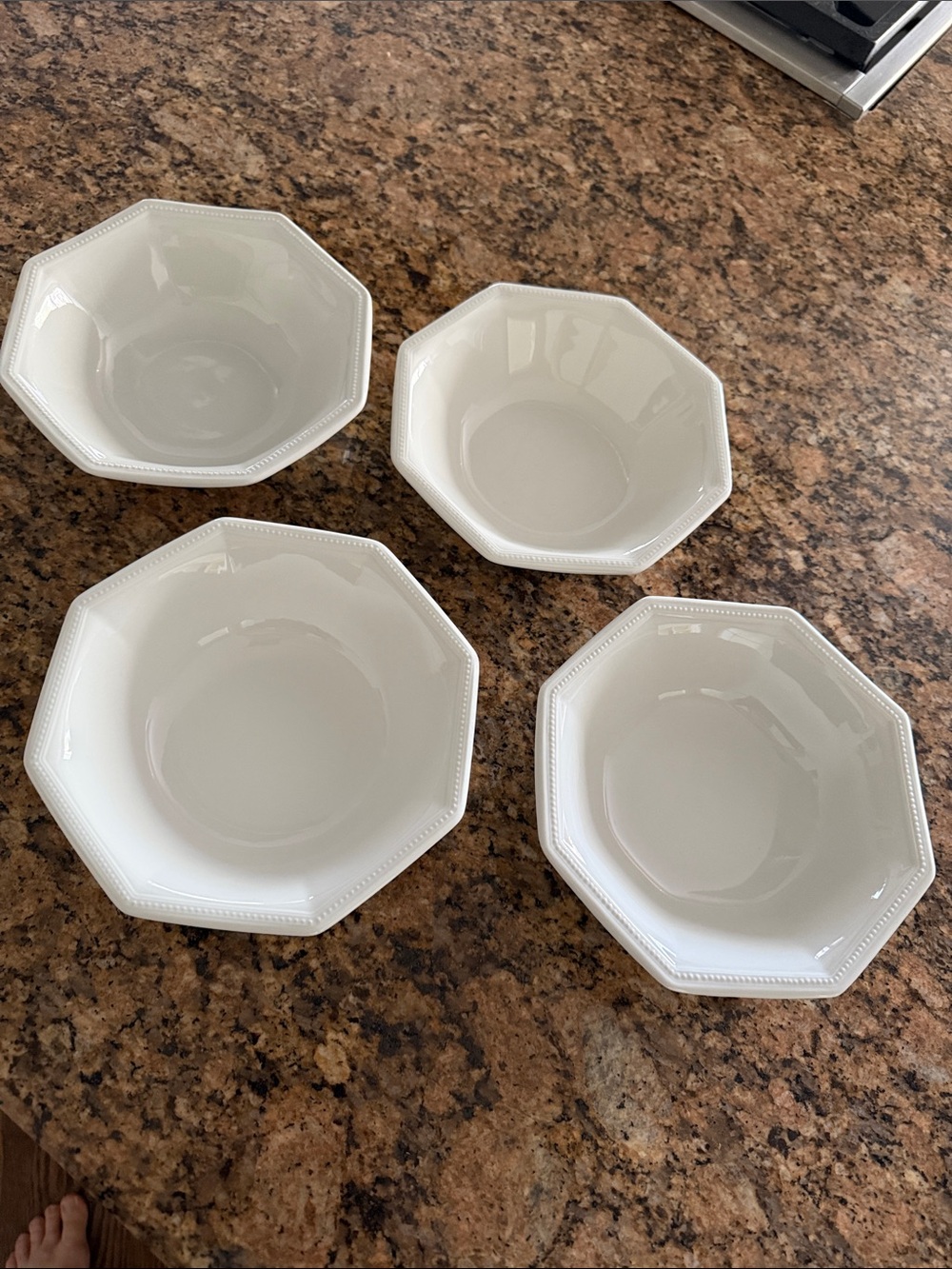 Johnson Bros. Heritage White set of 4 coupe cereal bowls octagon shape bead